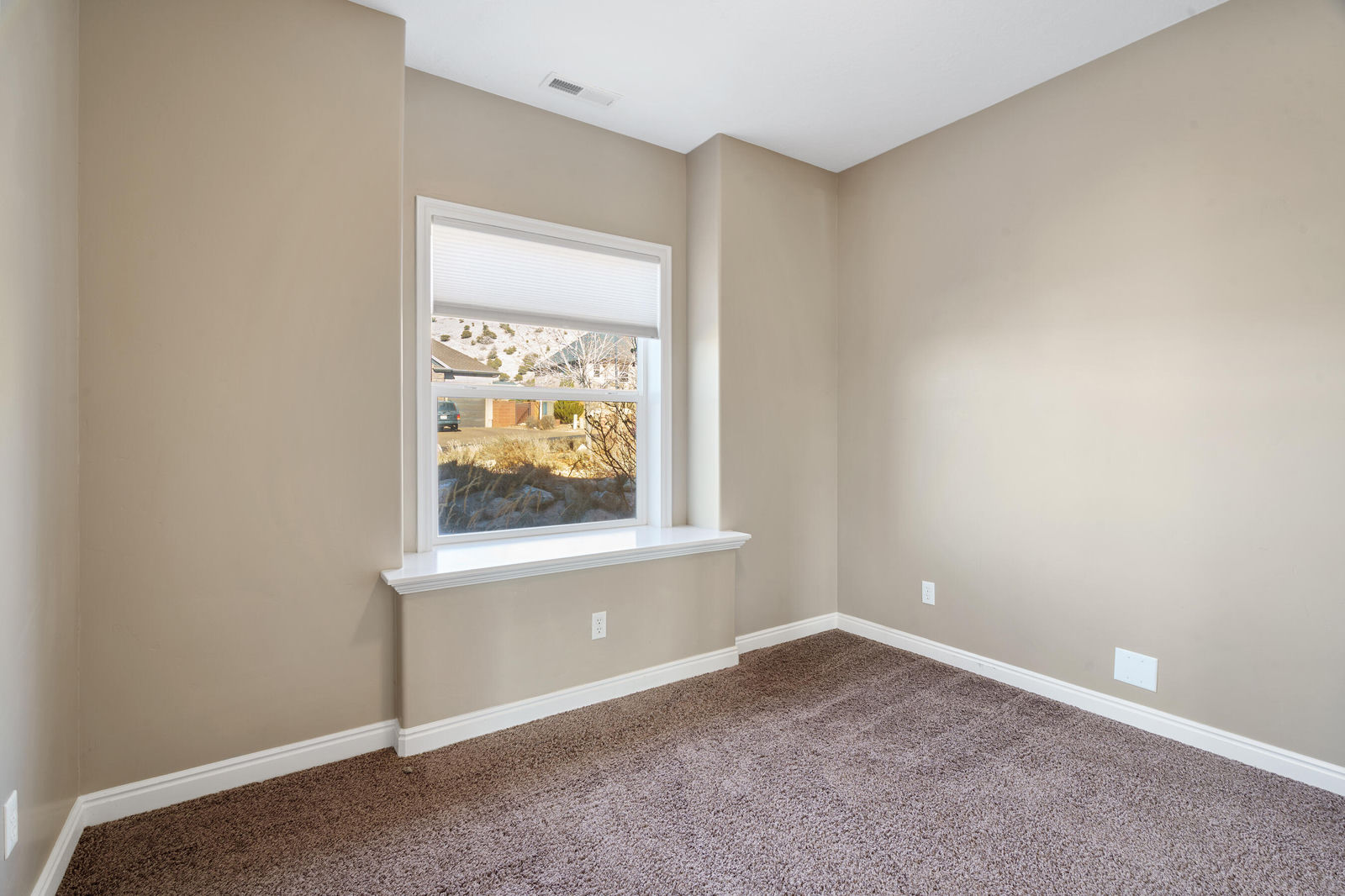 486 E Hillview DR, Cedar City, photo 25 of 41