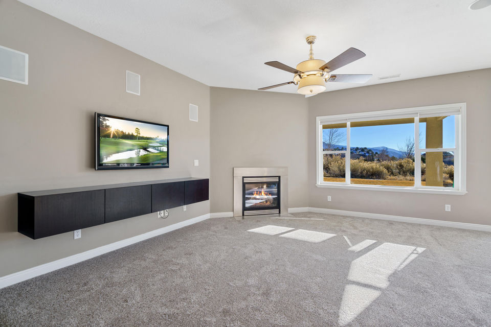 486 E Hillview DR, Cedar City, photo 2
