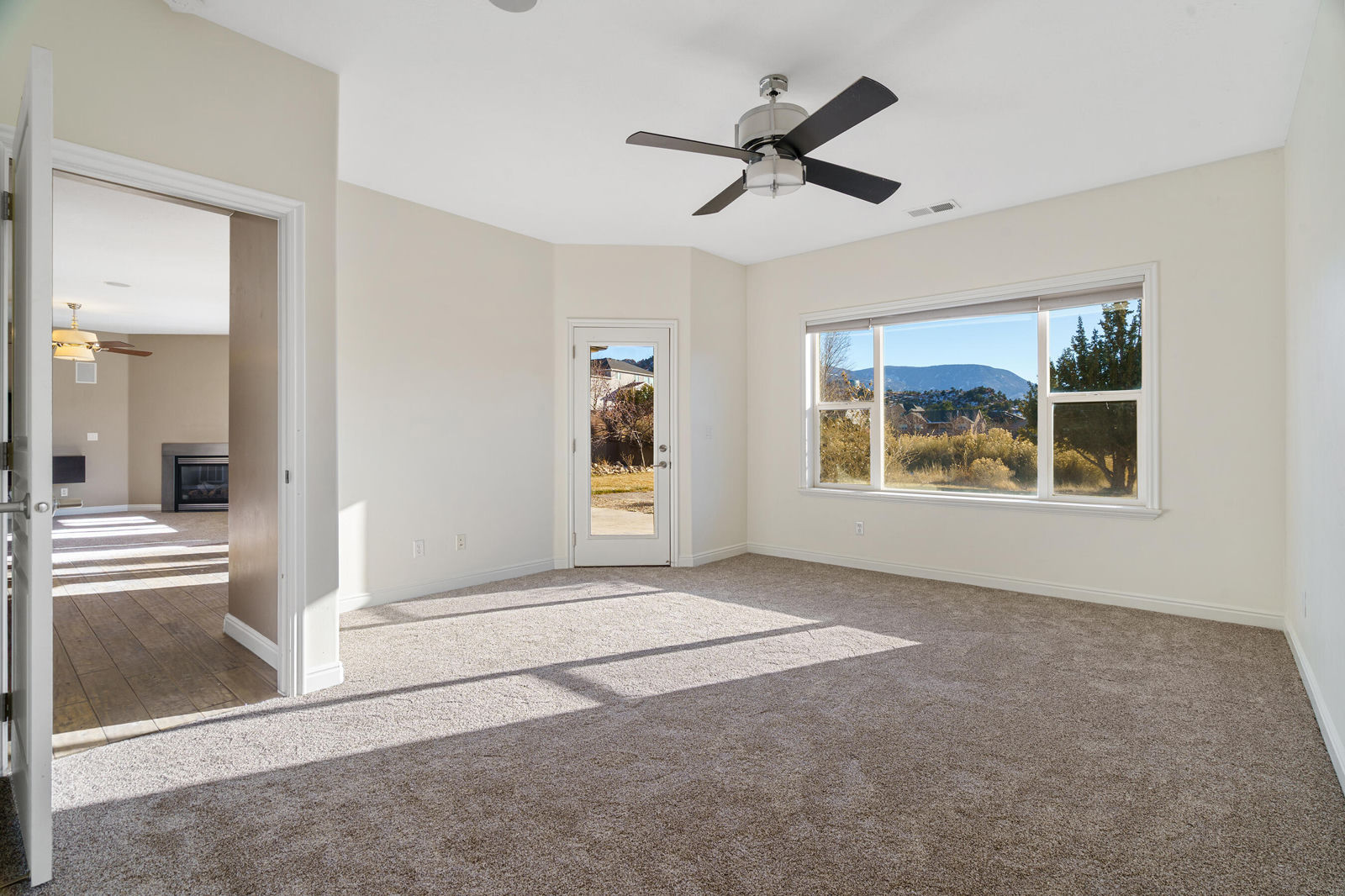 486 E Hillview DR, Cedar City, photo 16 of 41