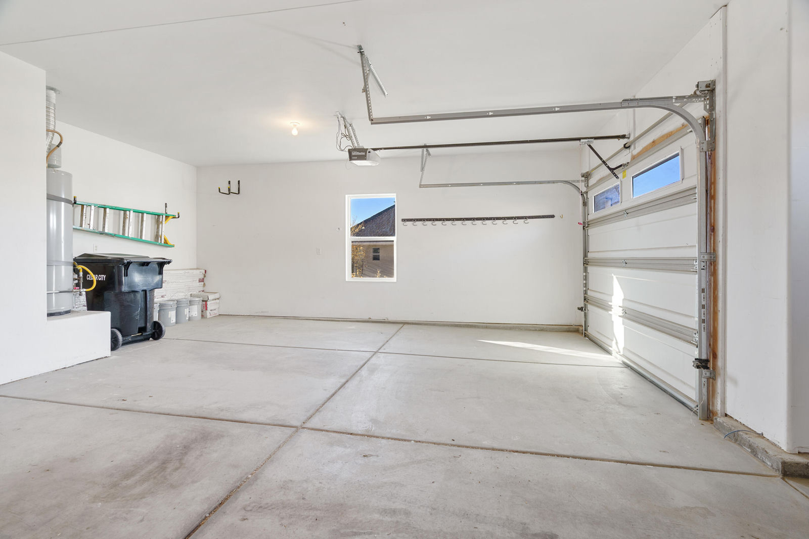 486 E Hillview DR, Cedar City, photo 37 of 41