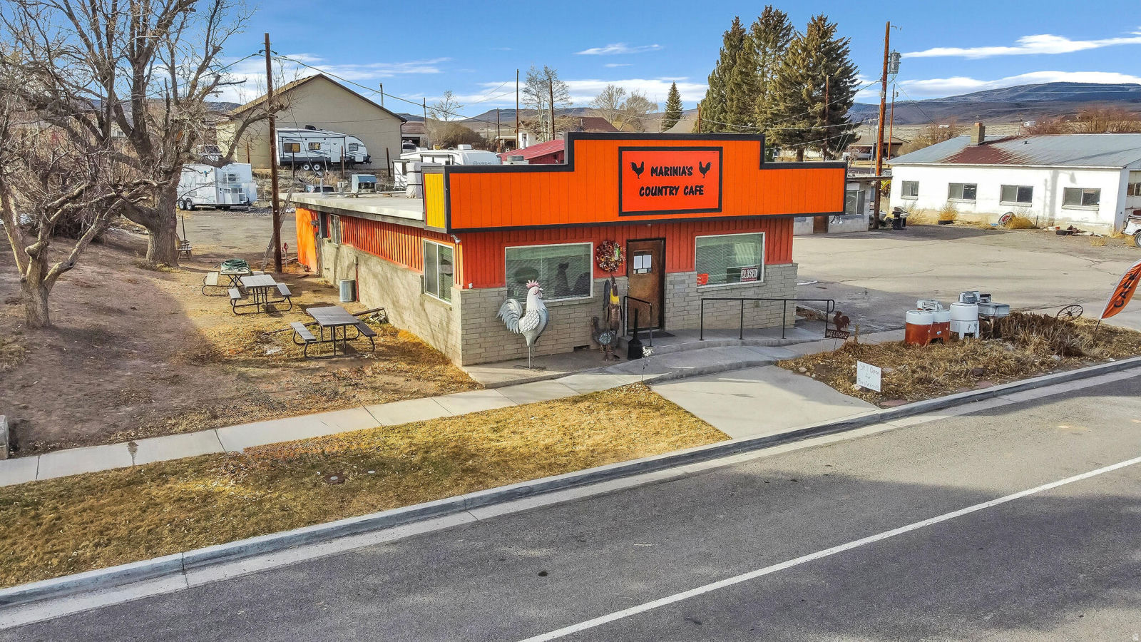 289 N Main ST, Loa, photo 4 of 40