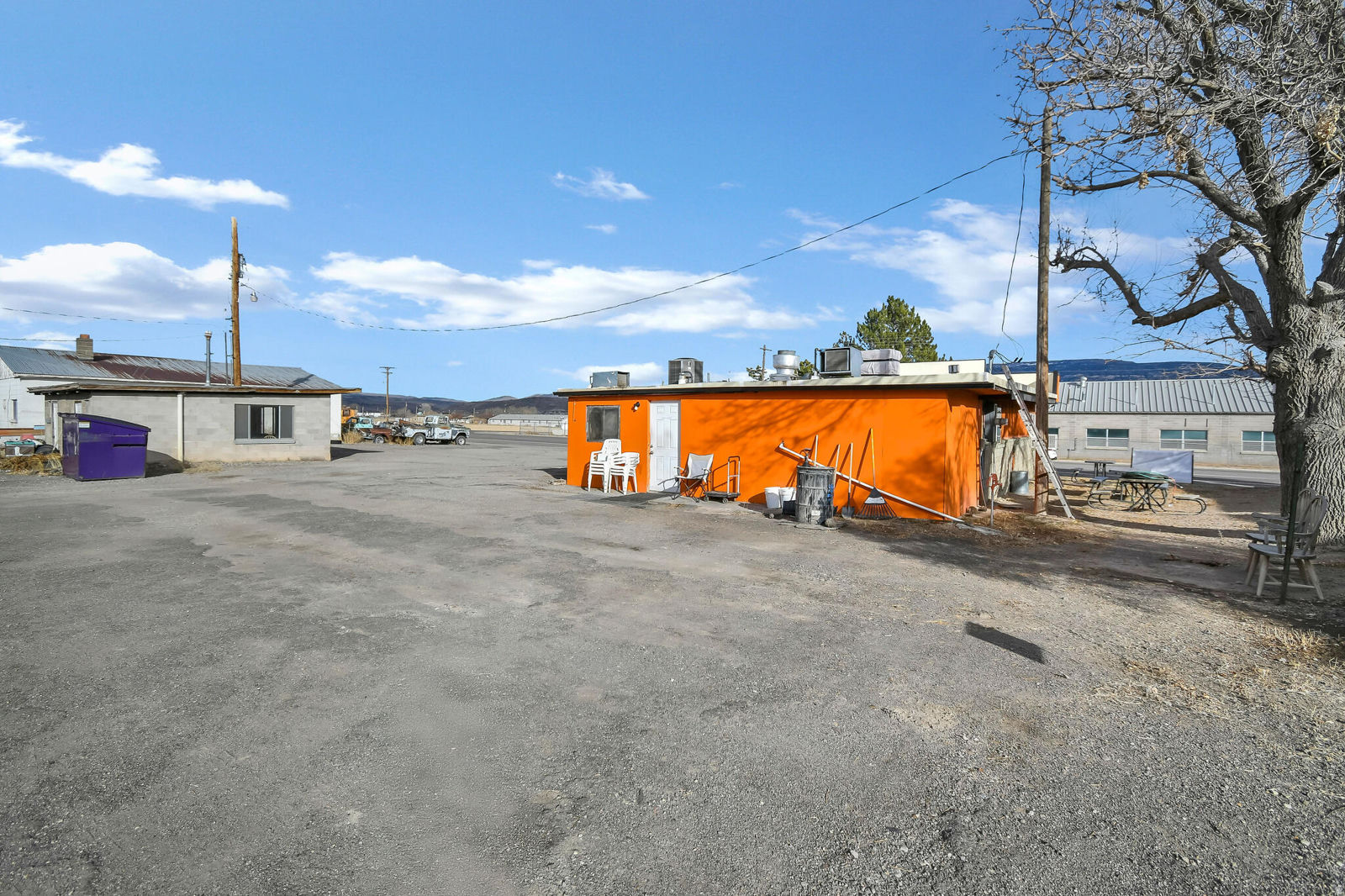 289 N Main ST, Loa, photo 6 of 40