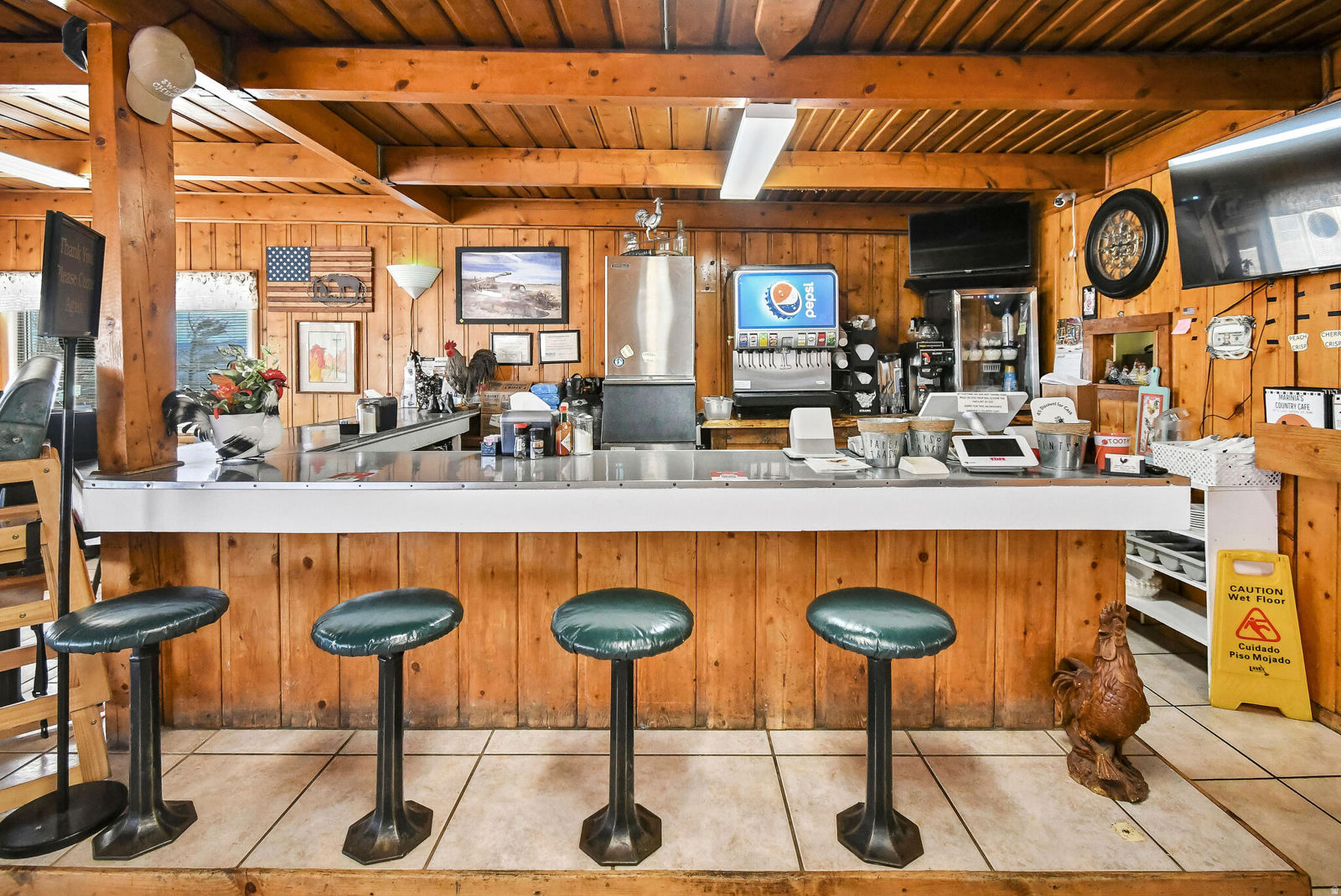 289 N Main ST, Loa, photo 10 of 40