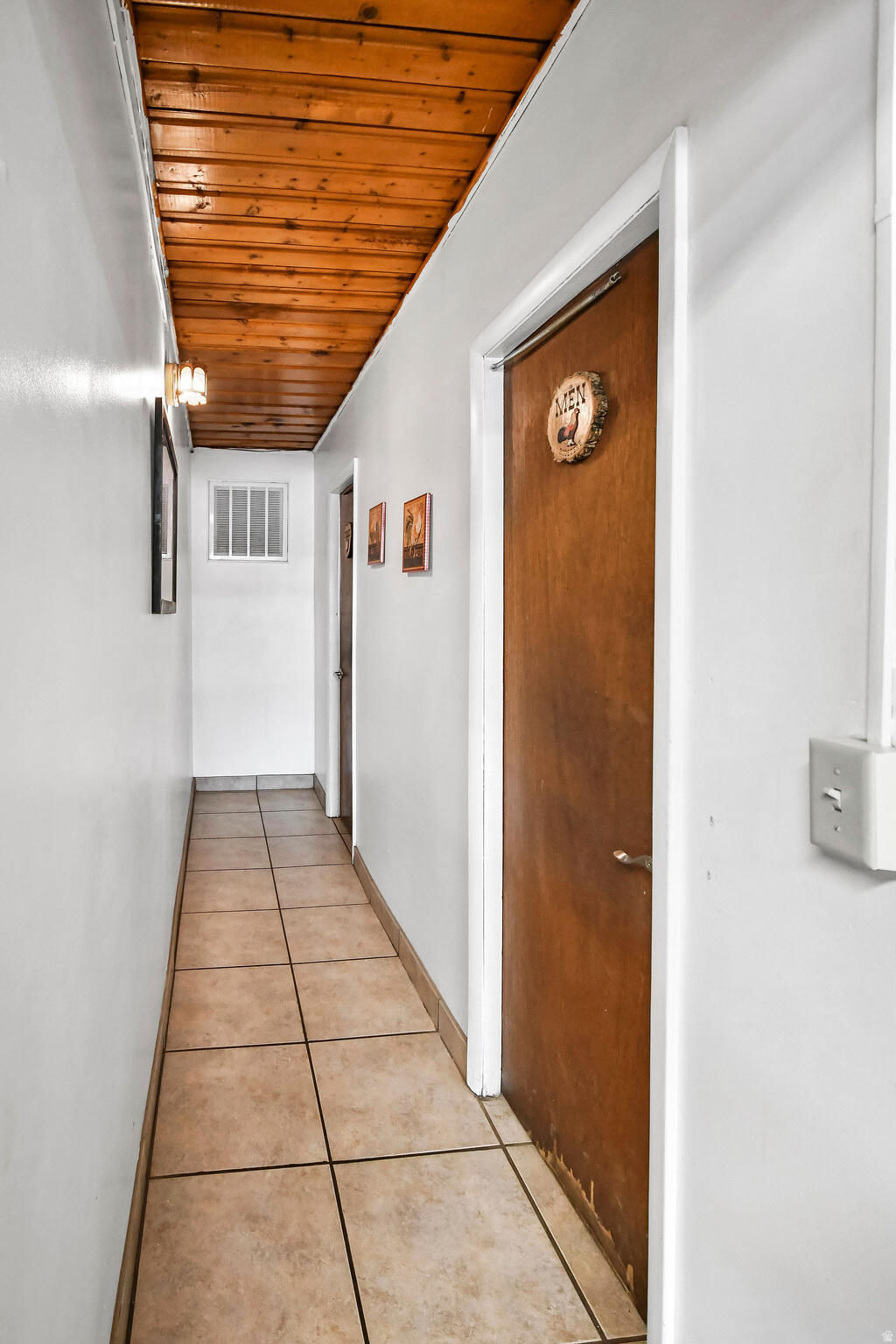 289 N Main ST, Loa, photo 24 of 40