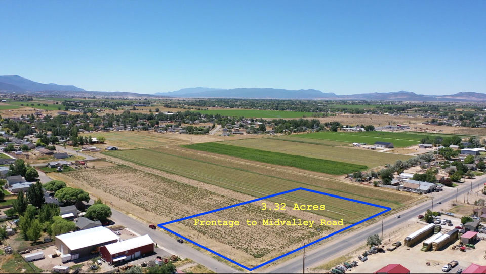 3.32 E Midvalley RD, Enoch