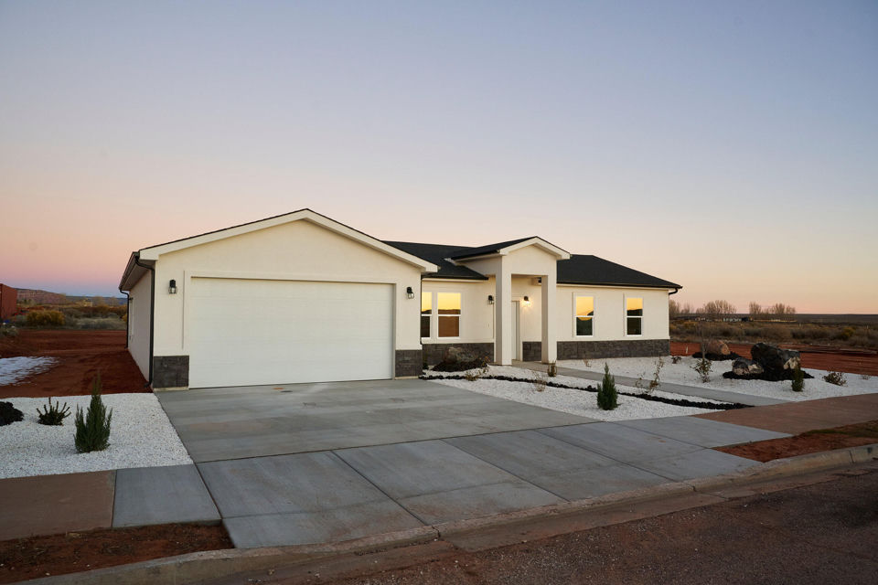 2473 N King ST, Cedar City, photo 2