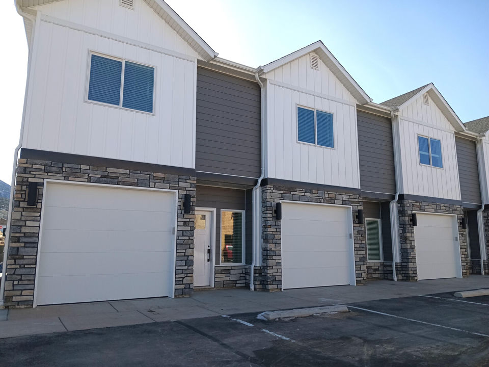 357 W Joe Thurston Way, Units 10-18, Cedar City, photo 2