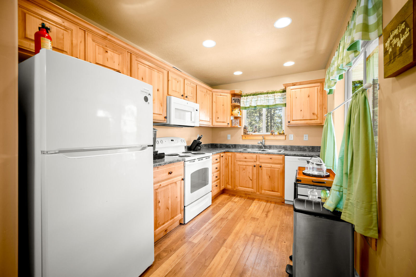 1620/1605 E Centurion CIR, Duck Creek Village, photo 10 of 41