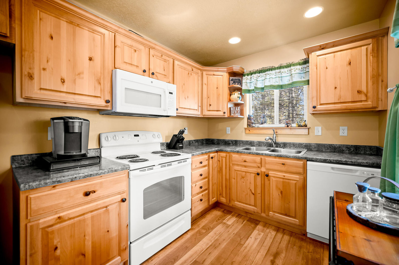 1620/1605 E Centurion CIR, Duck Creek Village, photo 12 of 41