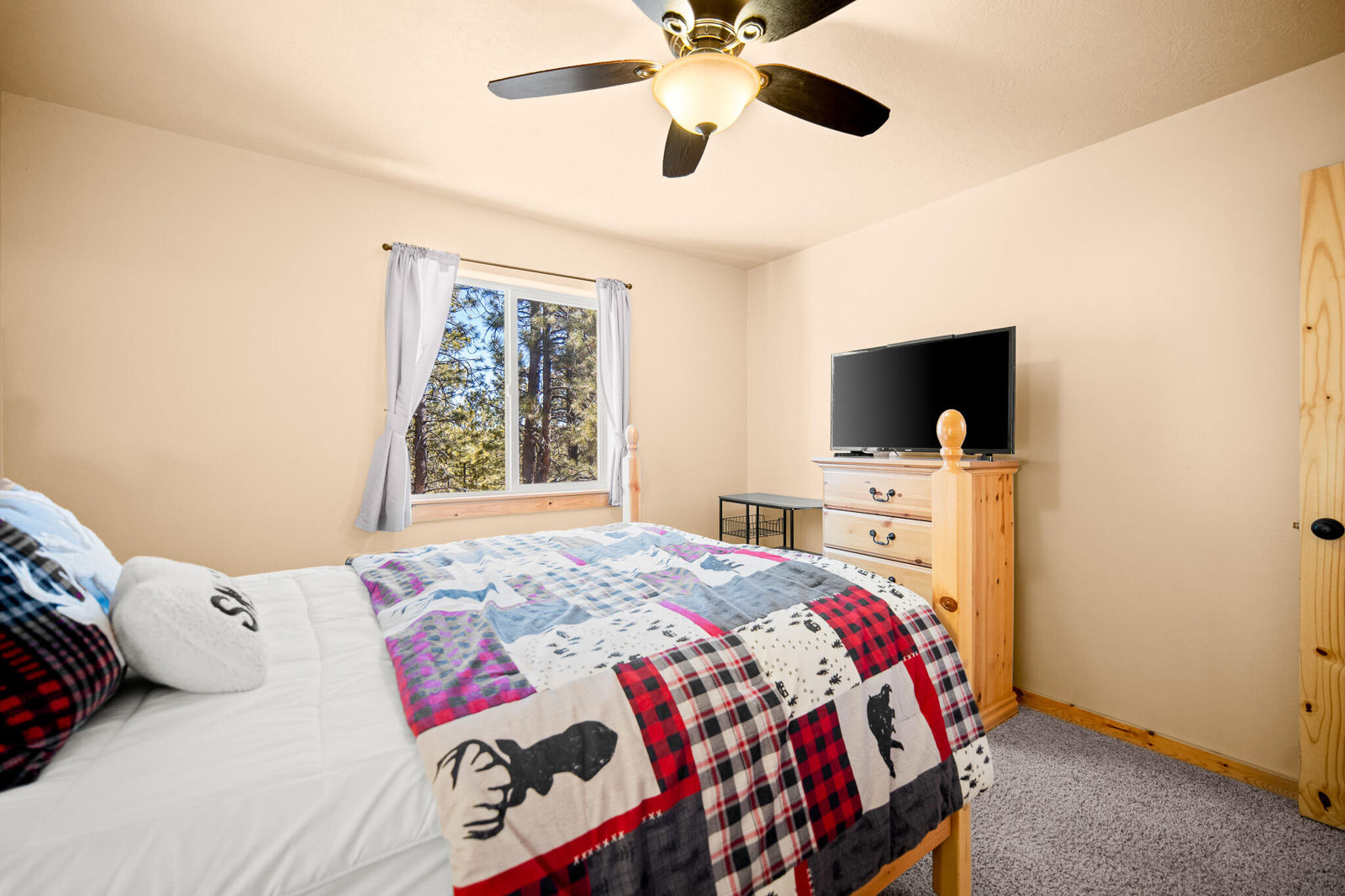1620/1605 E Centurion CIR, Duck Creek Village, photo 15 of 41