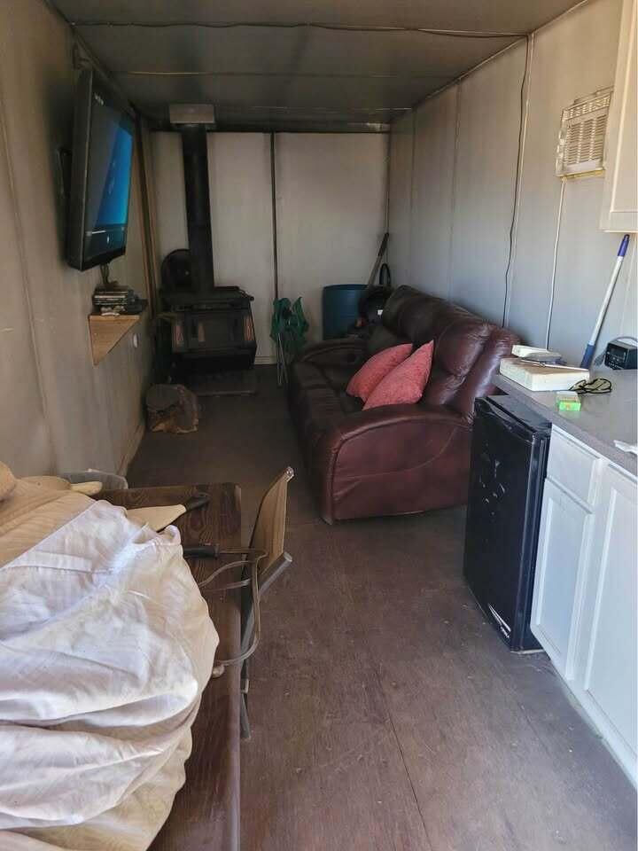 2.27ac w/ 40 Foot Container, Beryl, photo 4 of 24