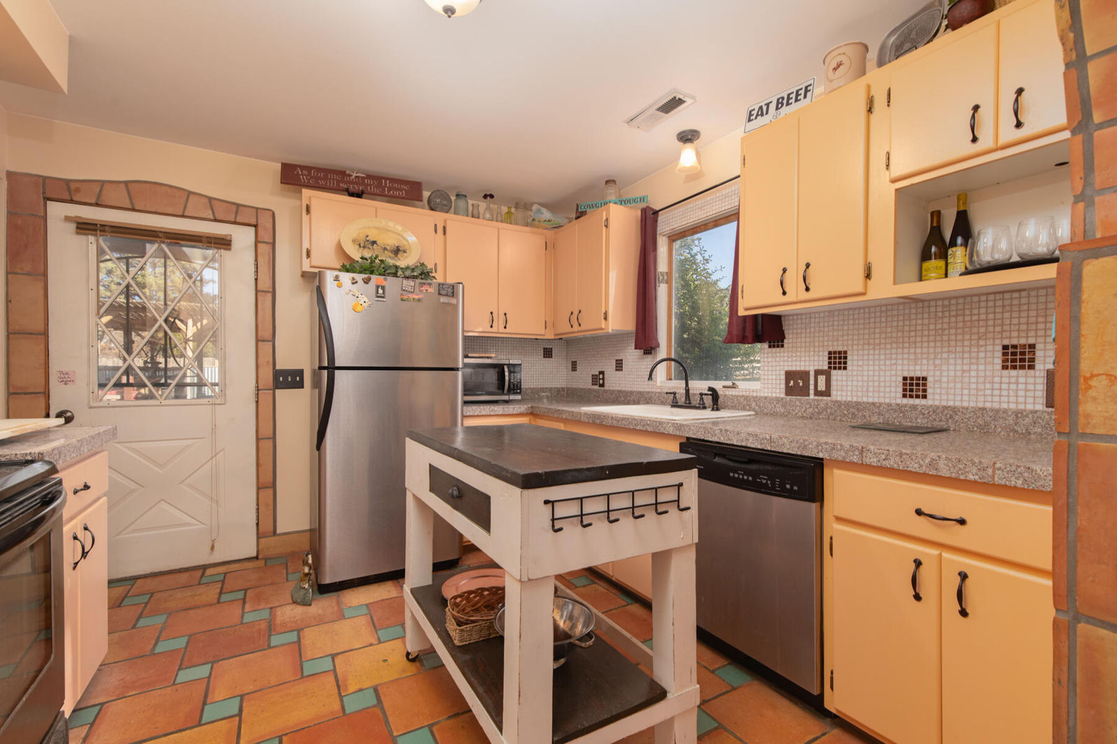 825 N Horesemans Park DR, Dammeron Valley, photo 23 of 51