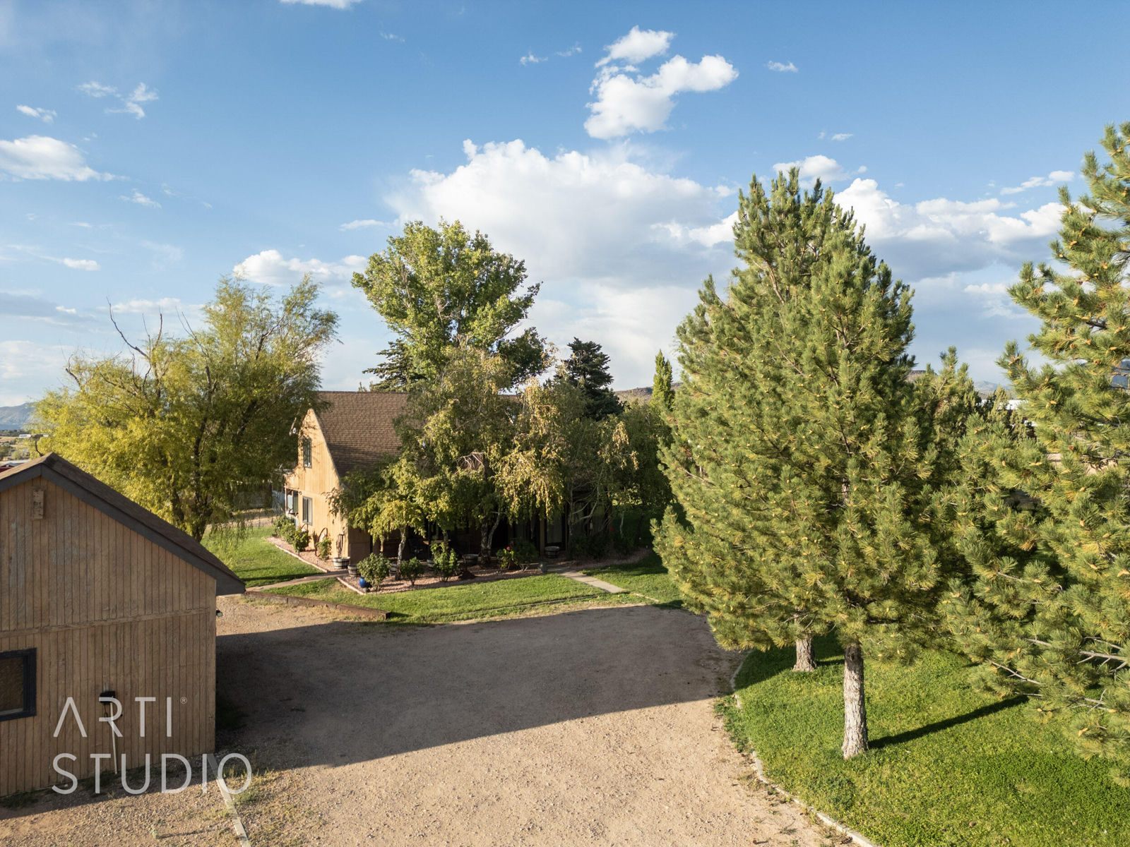 825 N Horesemans Park DR, Dammeron Valley, photo 2 of 51