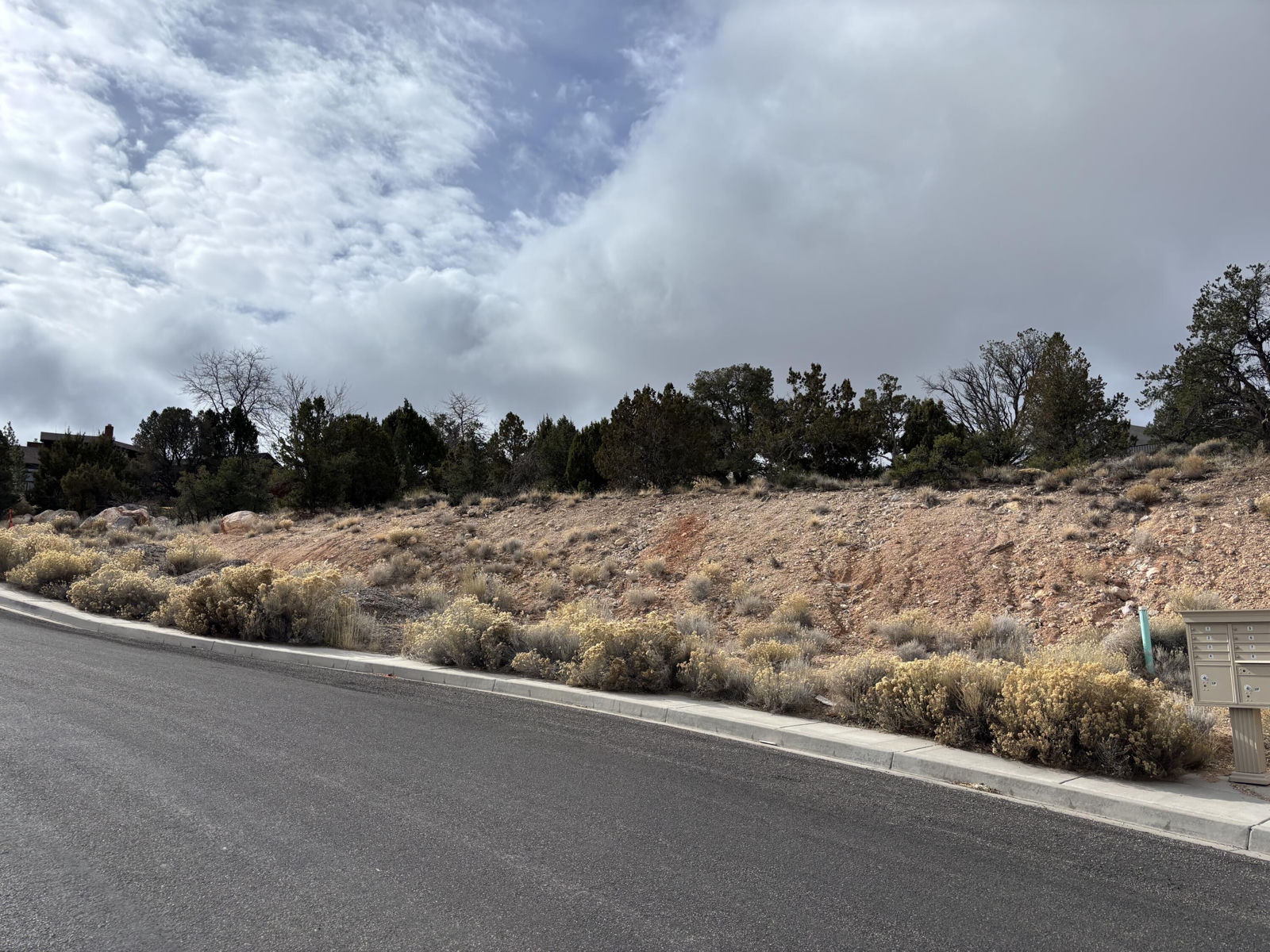 214 S Columbia Way, Cedar City, photo 4 of 18