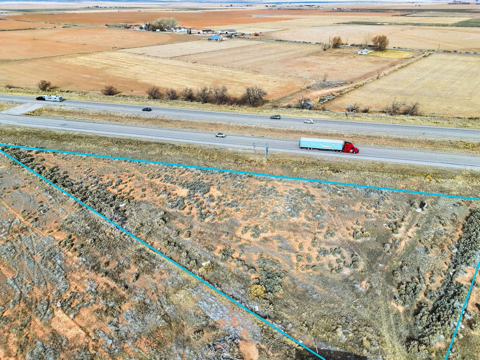 1.51 Acres w/ freeway frontage, Parowan
