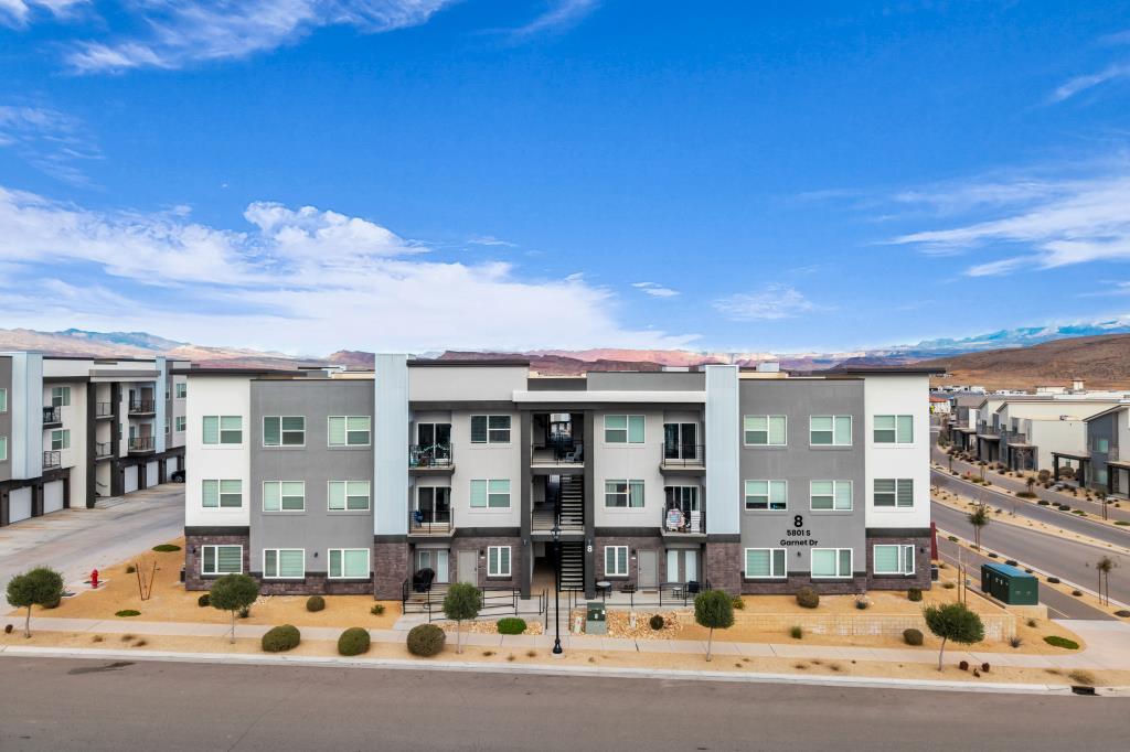 5801 S GARNET DR, #8102, St George, photo 1