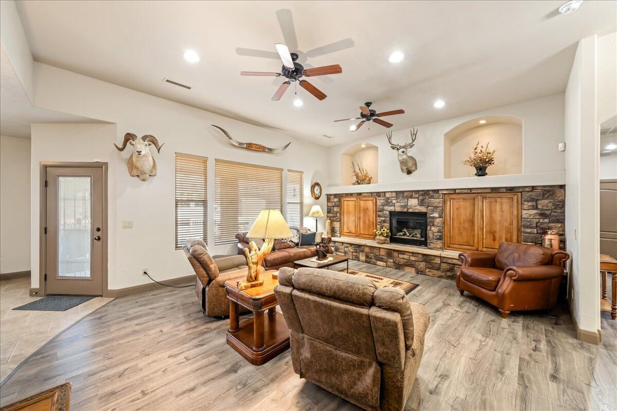 1112 W Sapphire DR, St George, photo 11 of 62