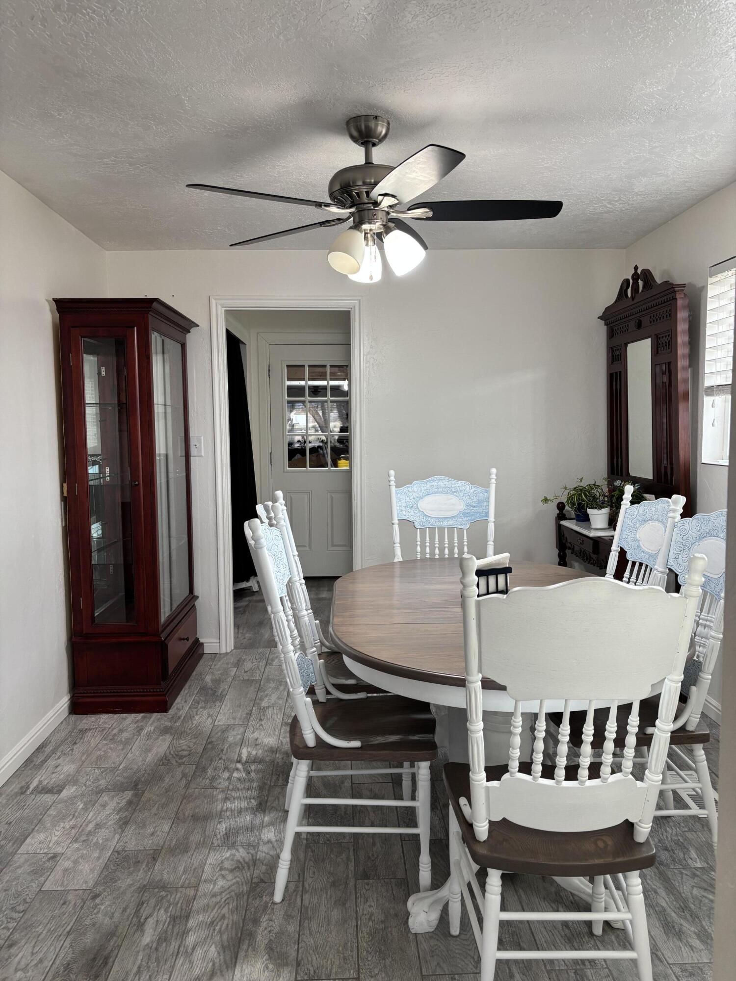 290 W 400 N, Panguitch, photo 6 of 33