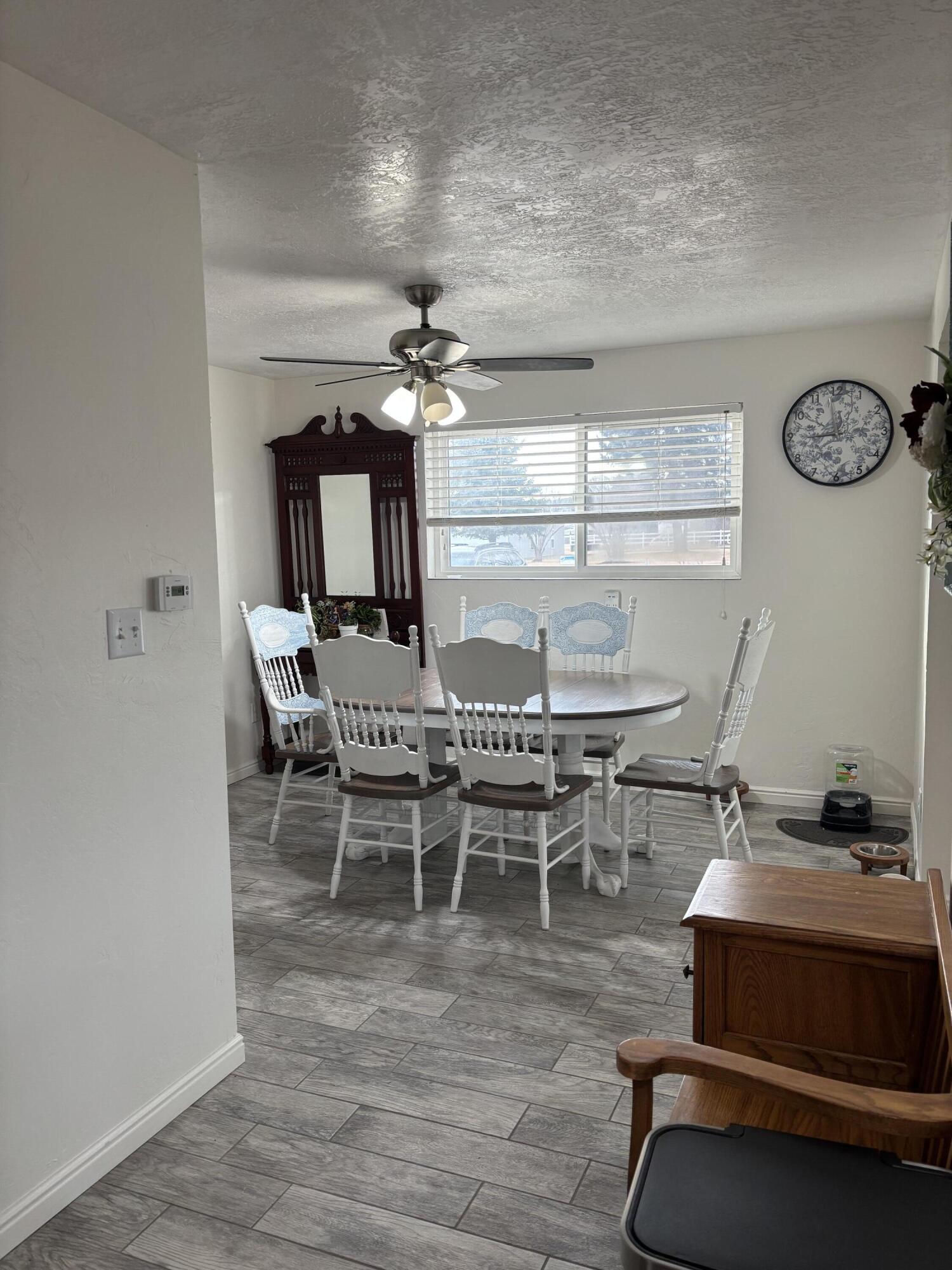 290 W 400 N, Panguitch, photo 5 of 33