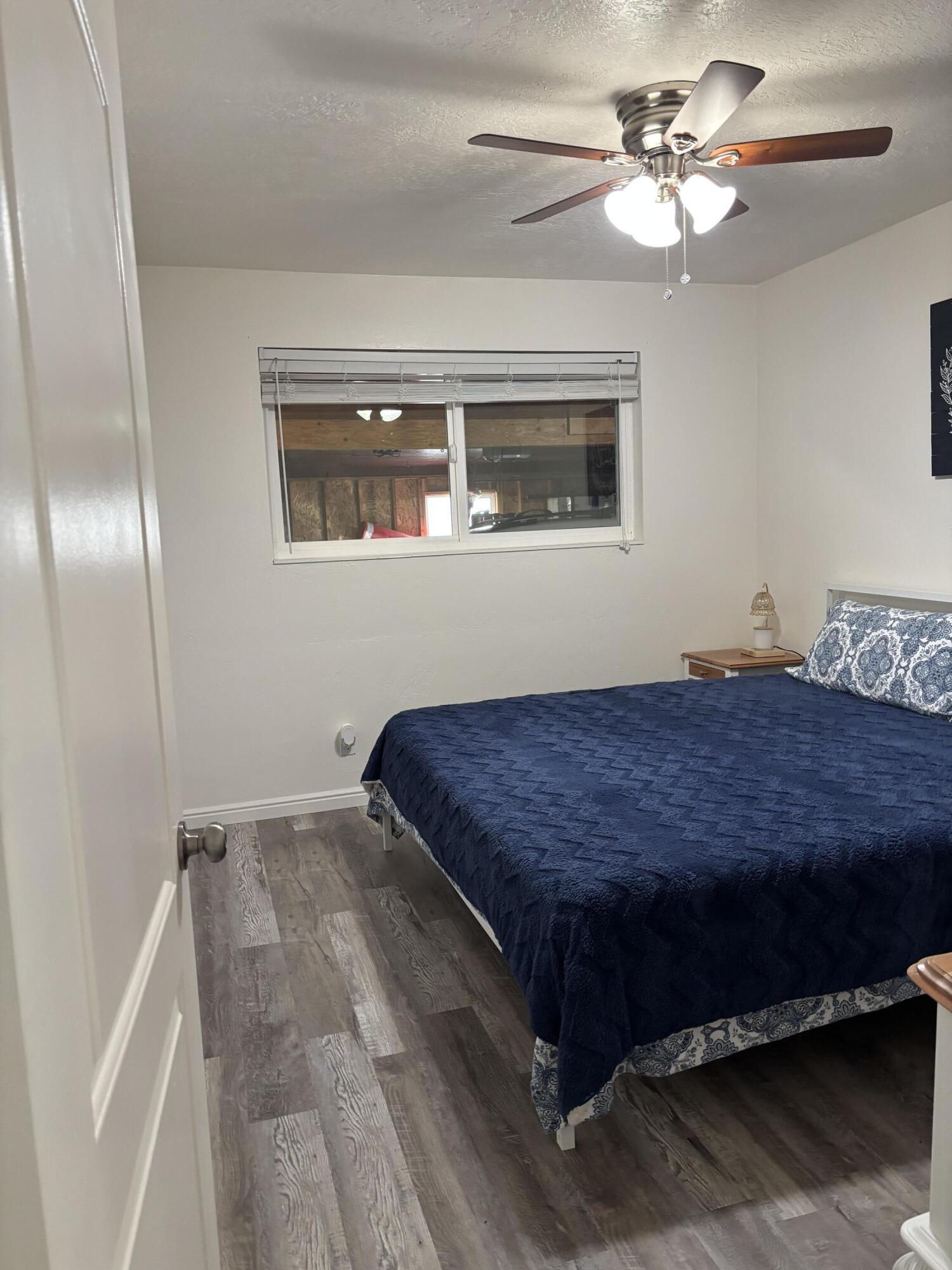 290 W 400 N, Panguitch, photo 16 of 33