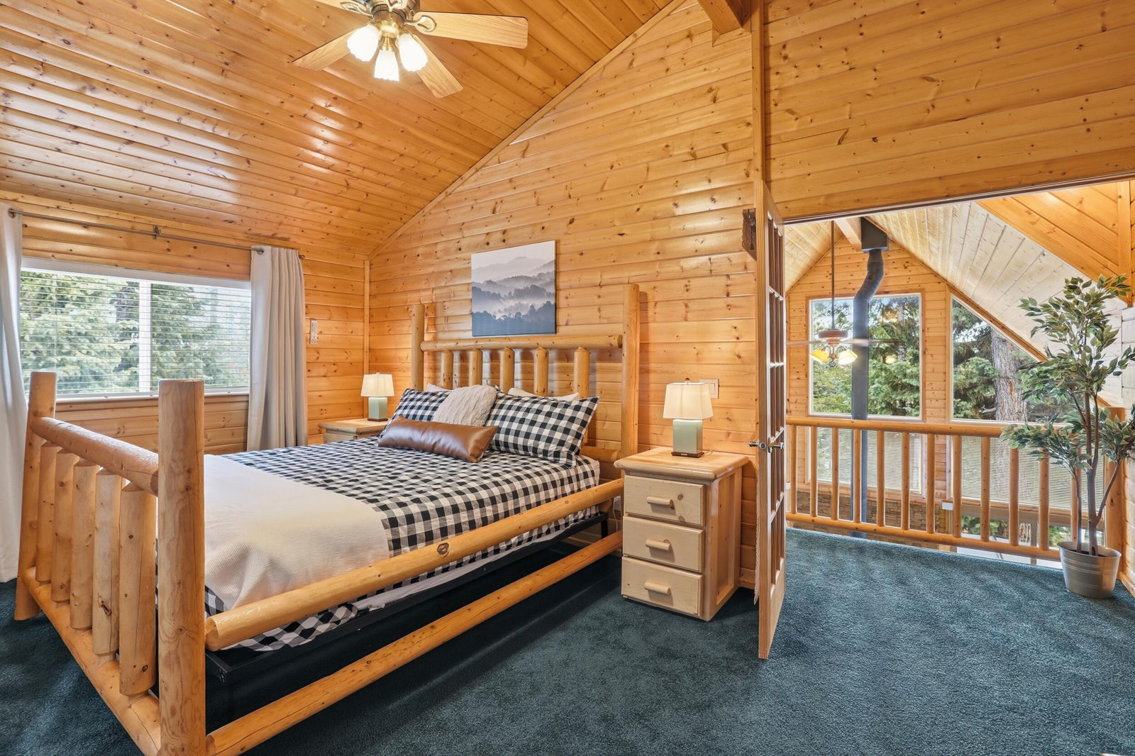 3375 N Arapaho DR, Duck Creek Village, photo 8 of 48