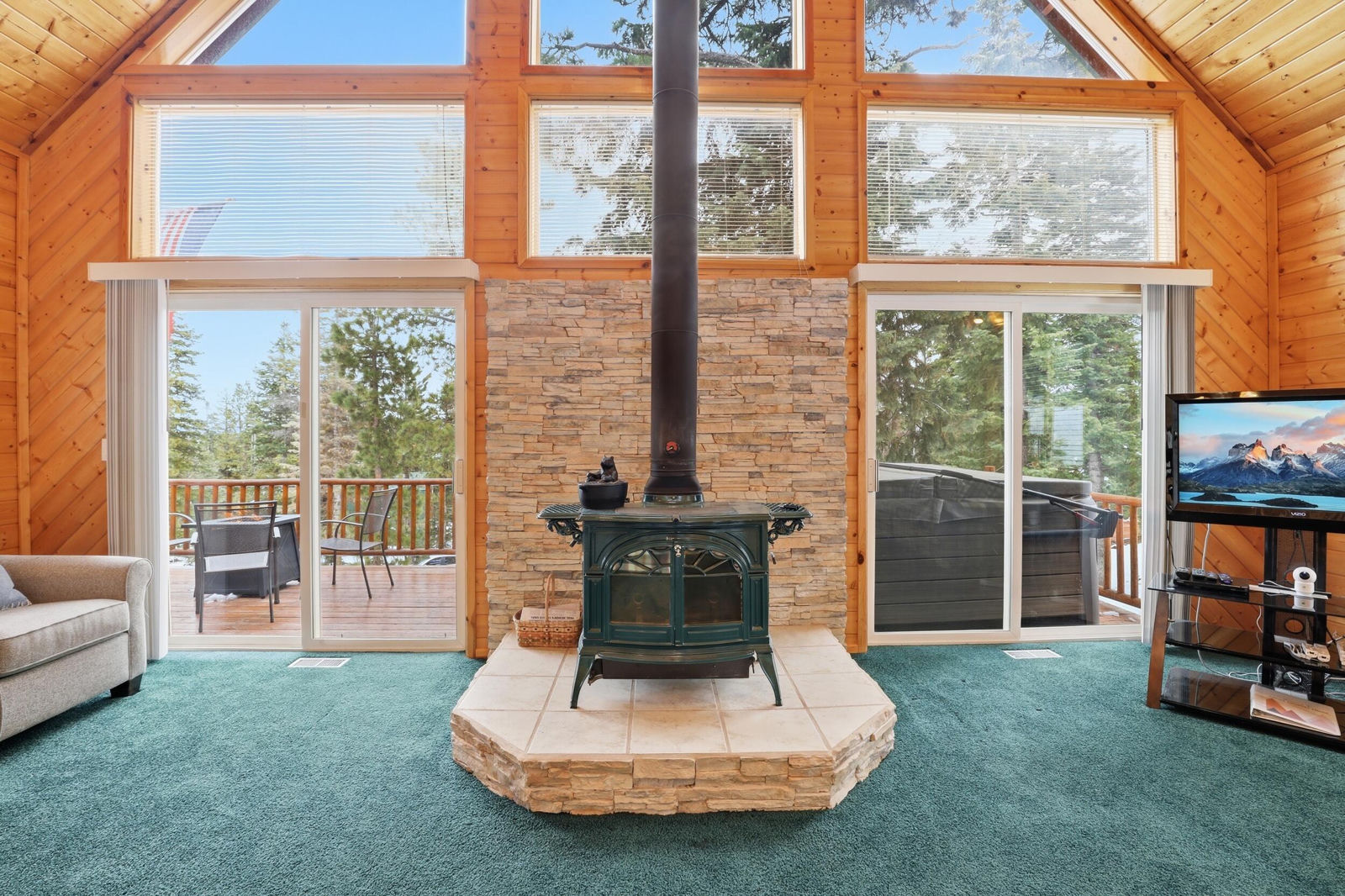3375 N Arapaho DR, Duck Creek Village, photo 14 of 48