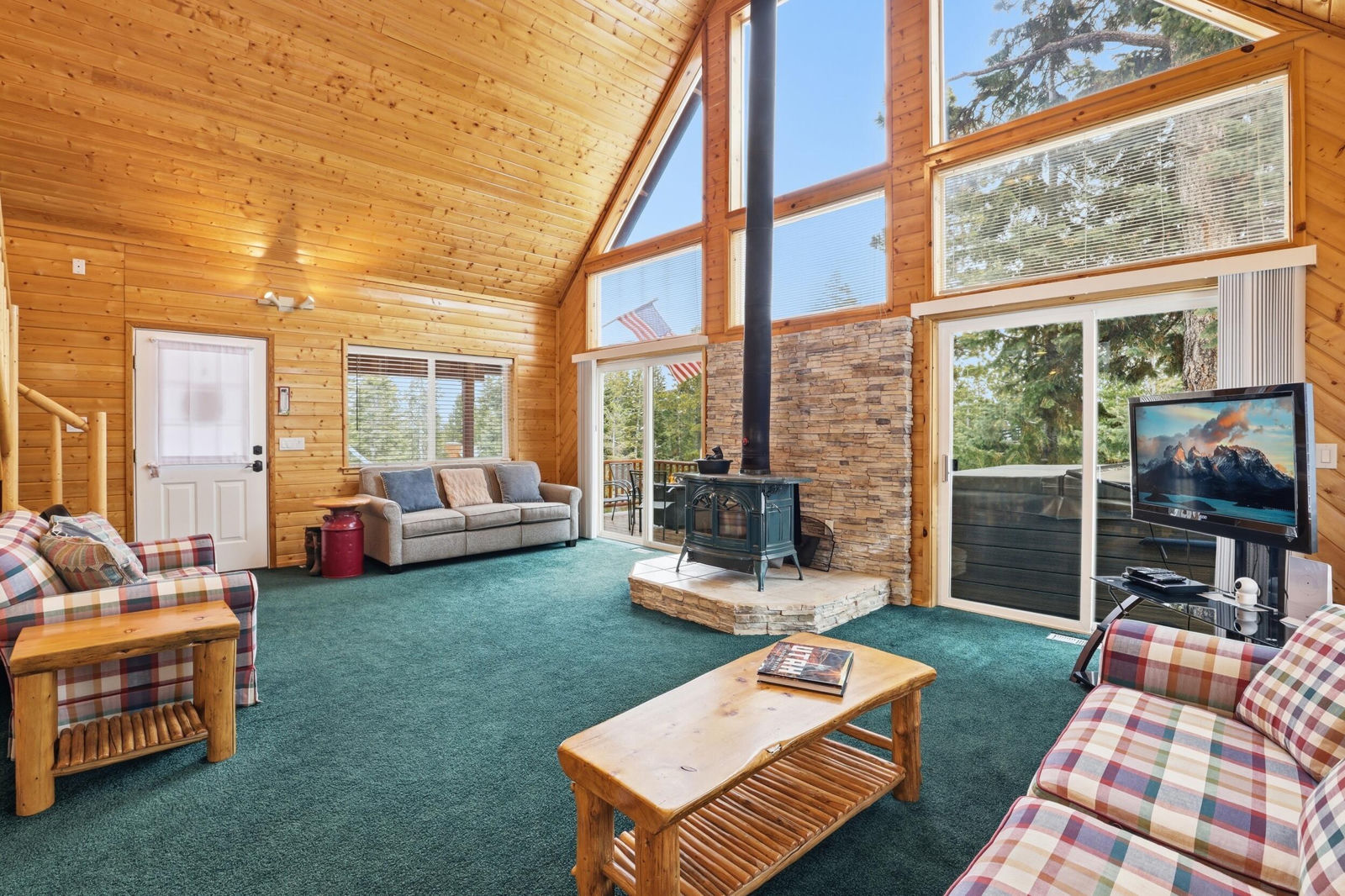 3375 N Arapaho DR, Duck Creek Village, photo 15 of 48