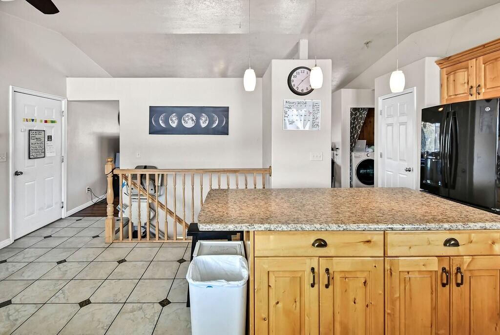3810 N Burrville RD, Richfield, photo 16 of 69