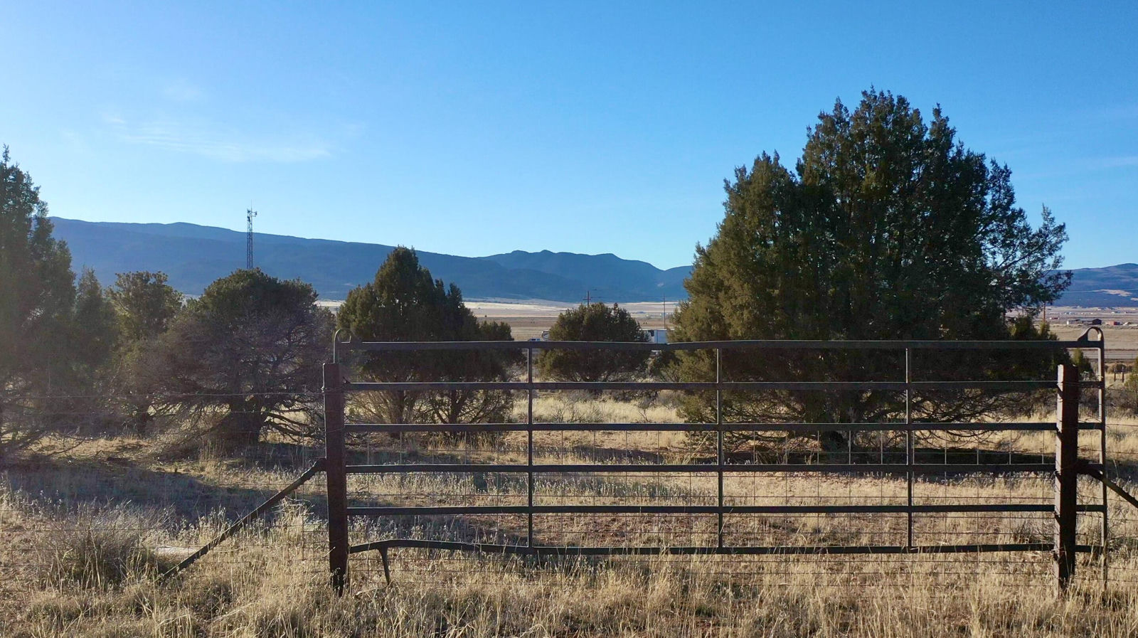3.73 Acres Old HWY 91, Hamilton Fort, photo 8 of 21