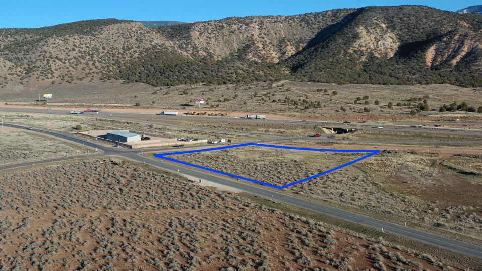 2 Acres I-15 Exit, Hamilton Fort, photo 2