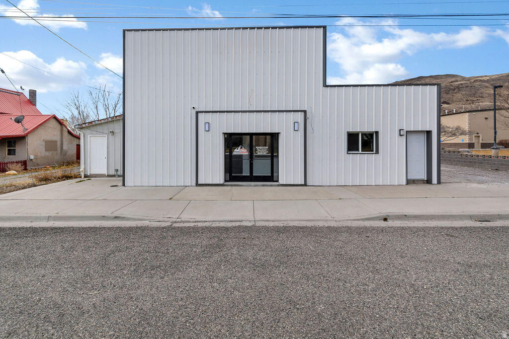 46 S Center ST, Elsinore, photo 1