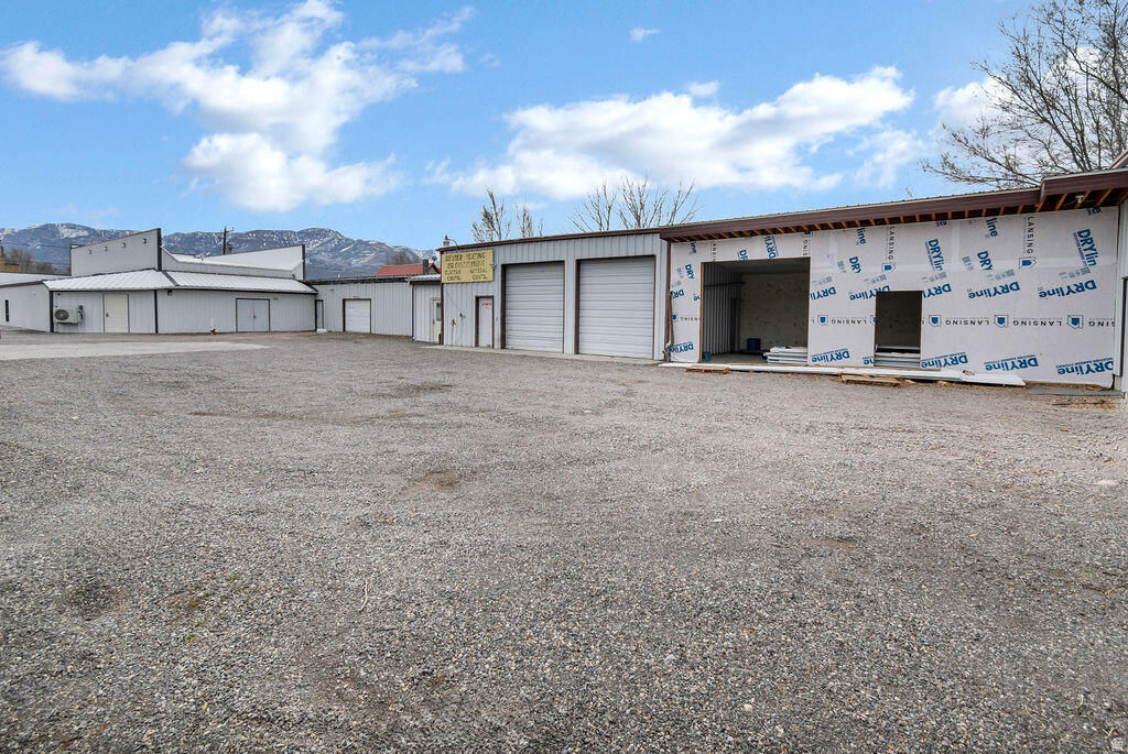 46 S Center ST, Elsinore, photo 7 of 68