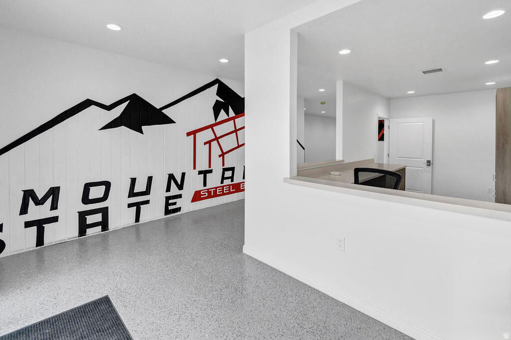 46 S Center ST, Elsinore, photo 9 of 68