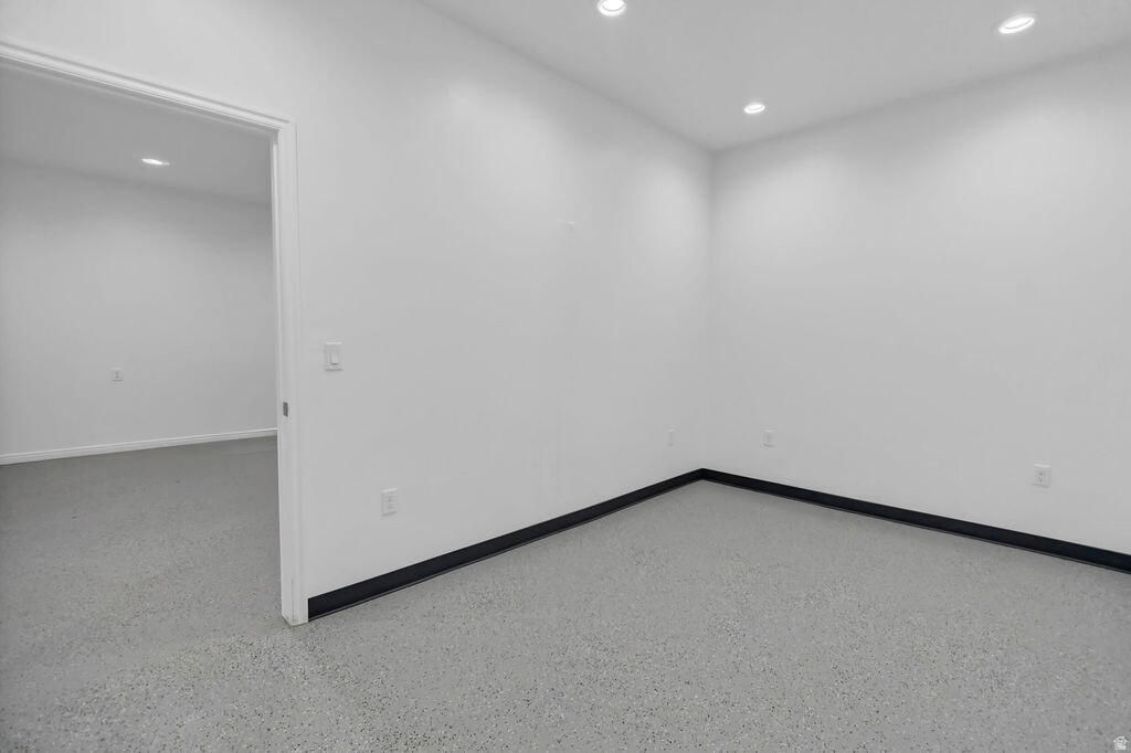 46 S Center ST, Elsinore, photo 16 of 68