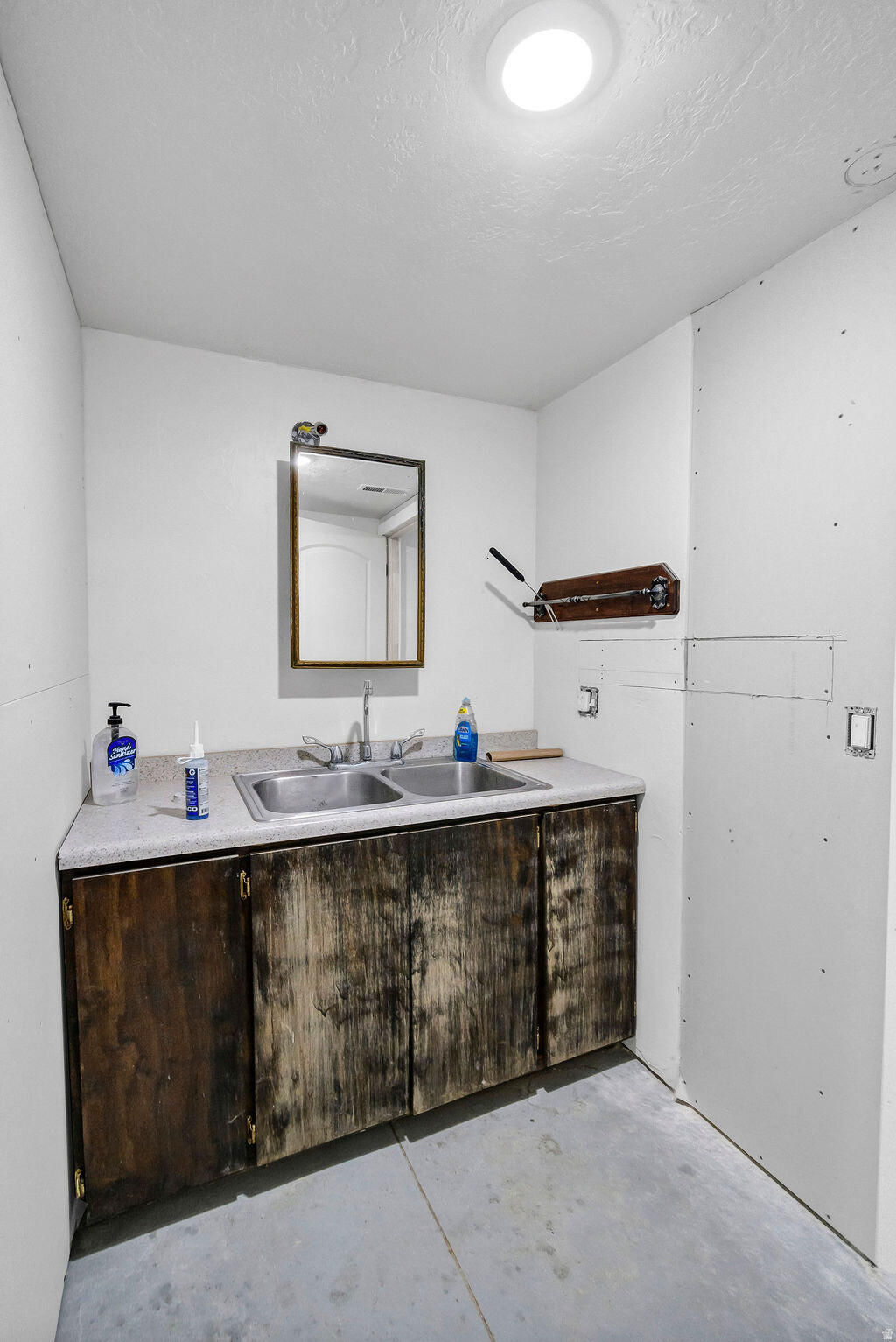 46 S Center ST, Elsinore, photo 43 of 68