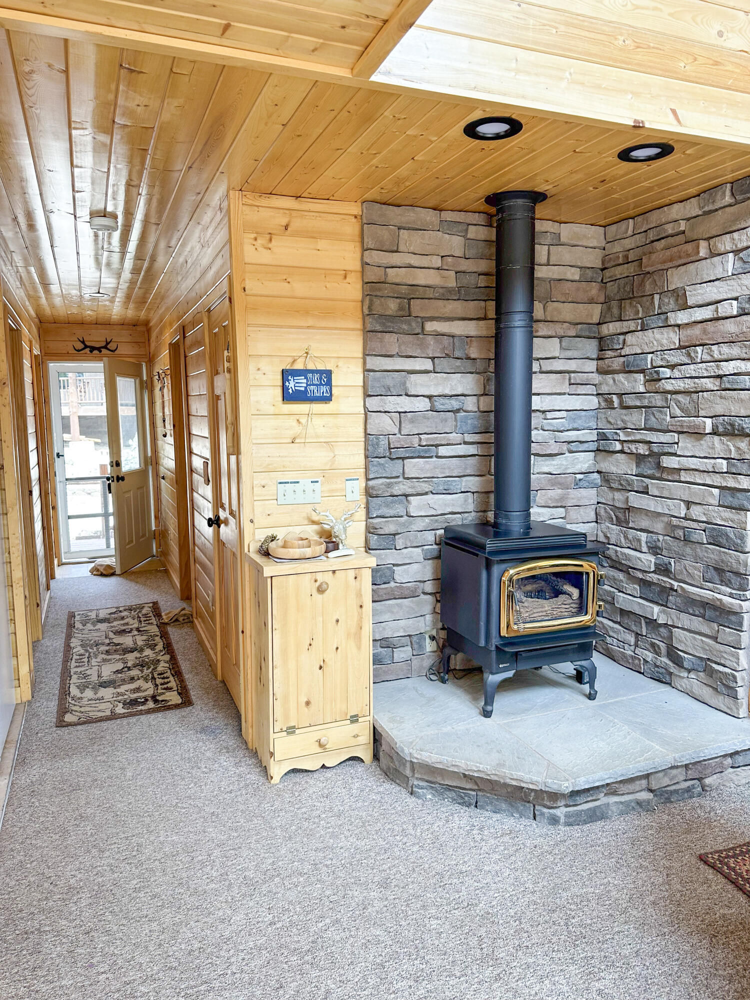 865 N Pine Knoll Loop, Duck Creek Village, photo 22 of 53