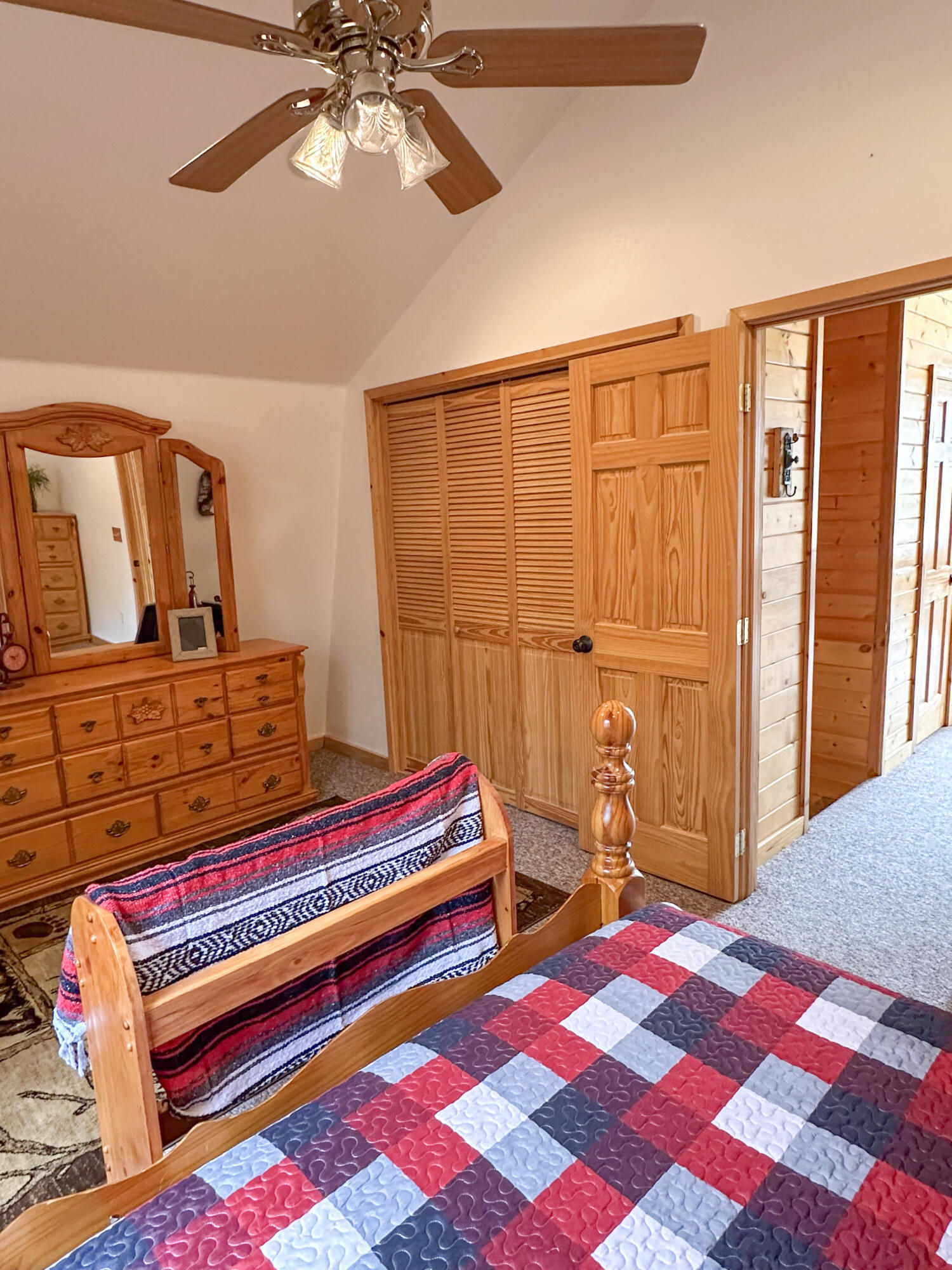 865 N Pine Knoll Loop, Duck Creek Village, photo 41 of 53