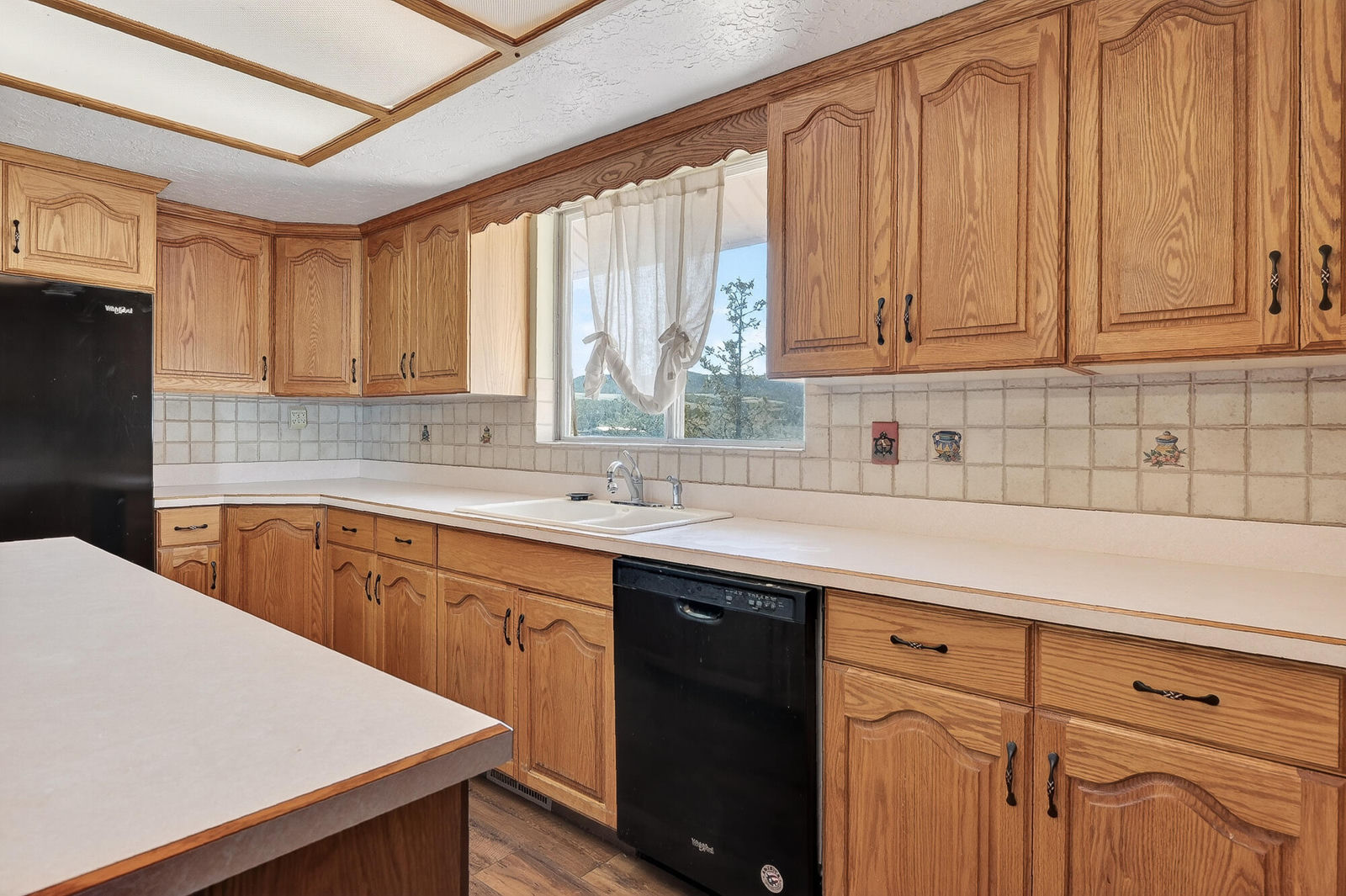 86 E 1000 S, Panguitch, photo 11 of 66