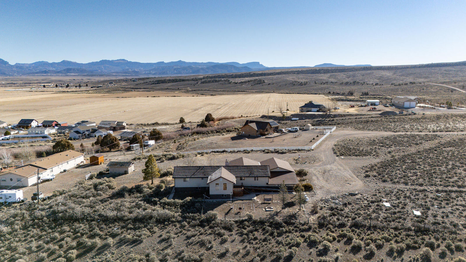 86 E 1000 S, Panguitch, photo 58 of 66