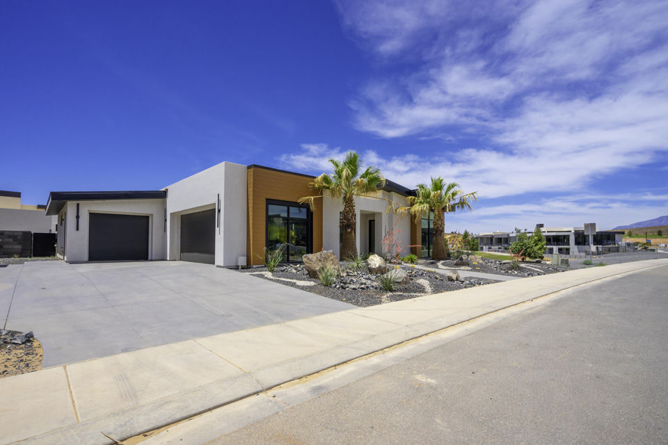 3606 S Cypress Point RD, Hurricane, photo 2