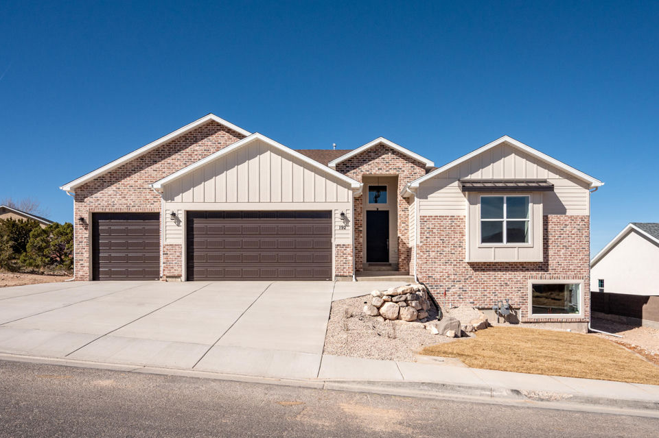 192 S 2050 W, Cedar City
