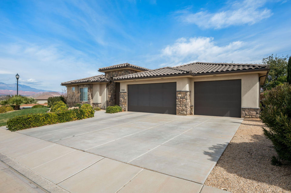 3114 SEEGMILLER DR, St George, photo 3