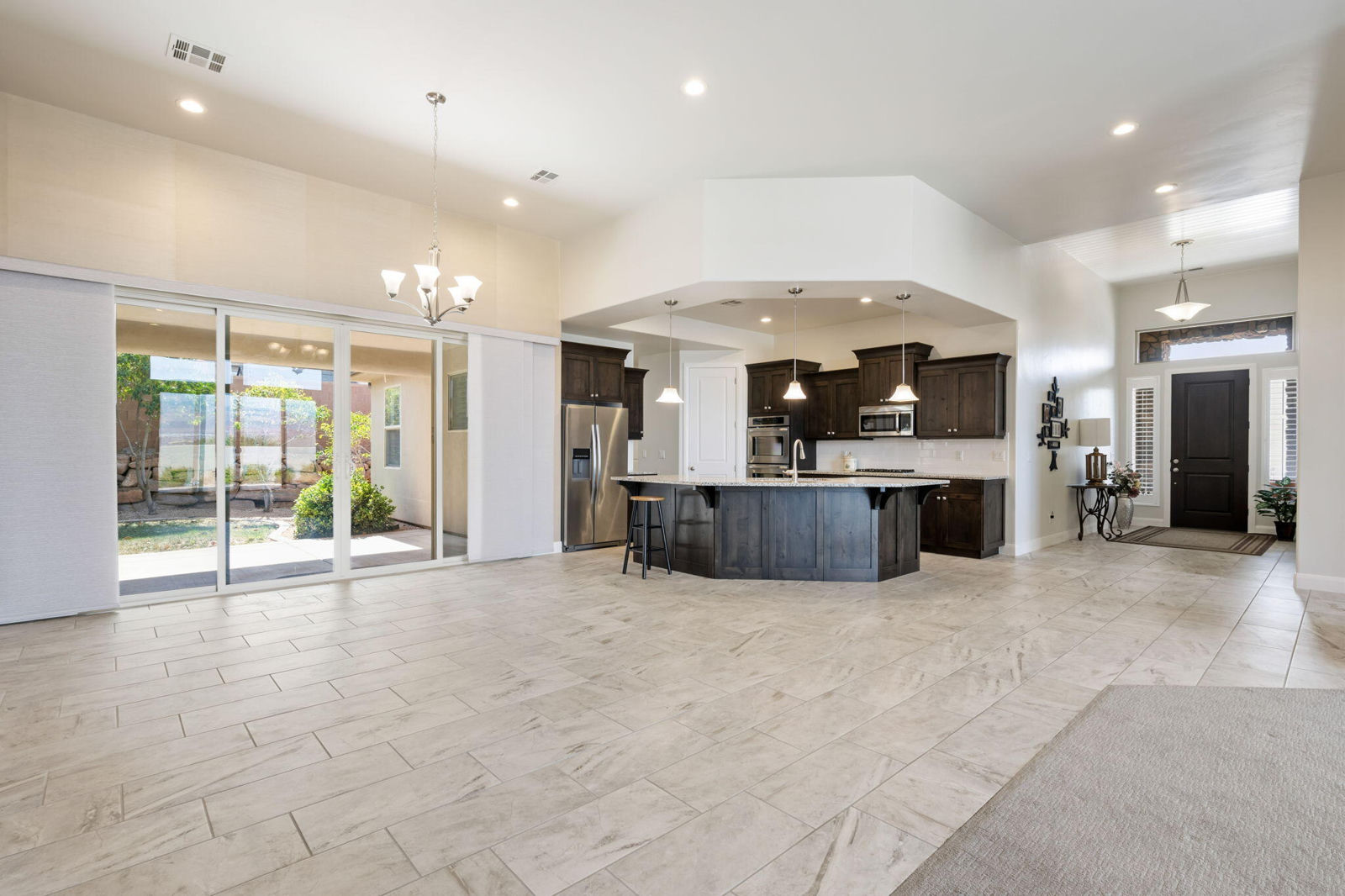3114 SEEGMILLER DR, St George, photo 10 of 37