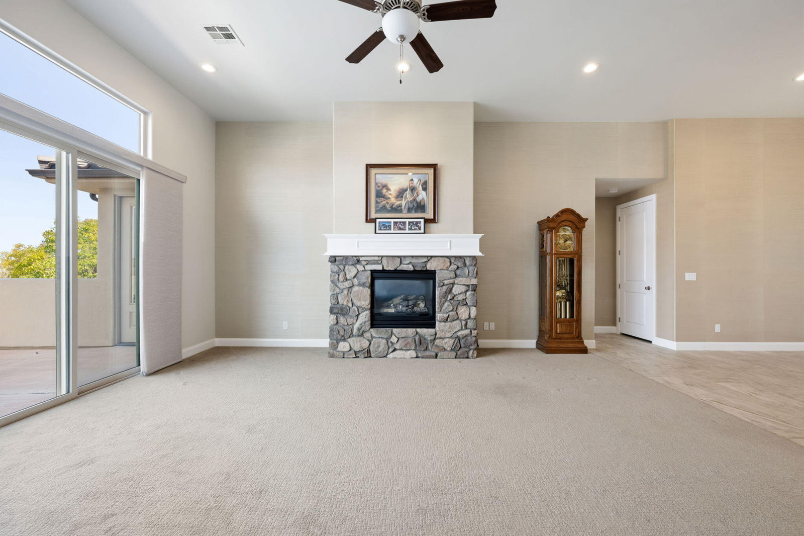 3114 SEEGMILLER DR, St George, photo 11 of 37