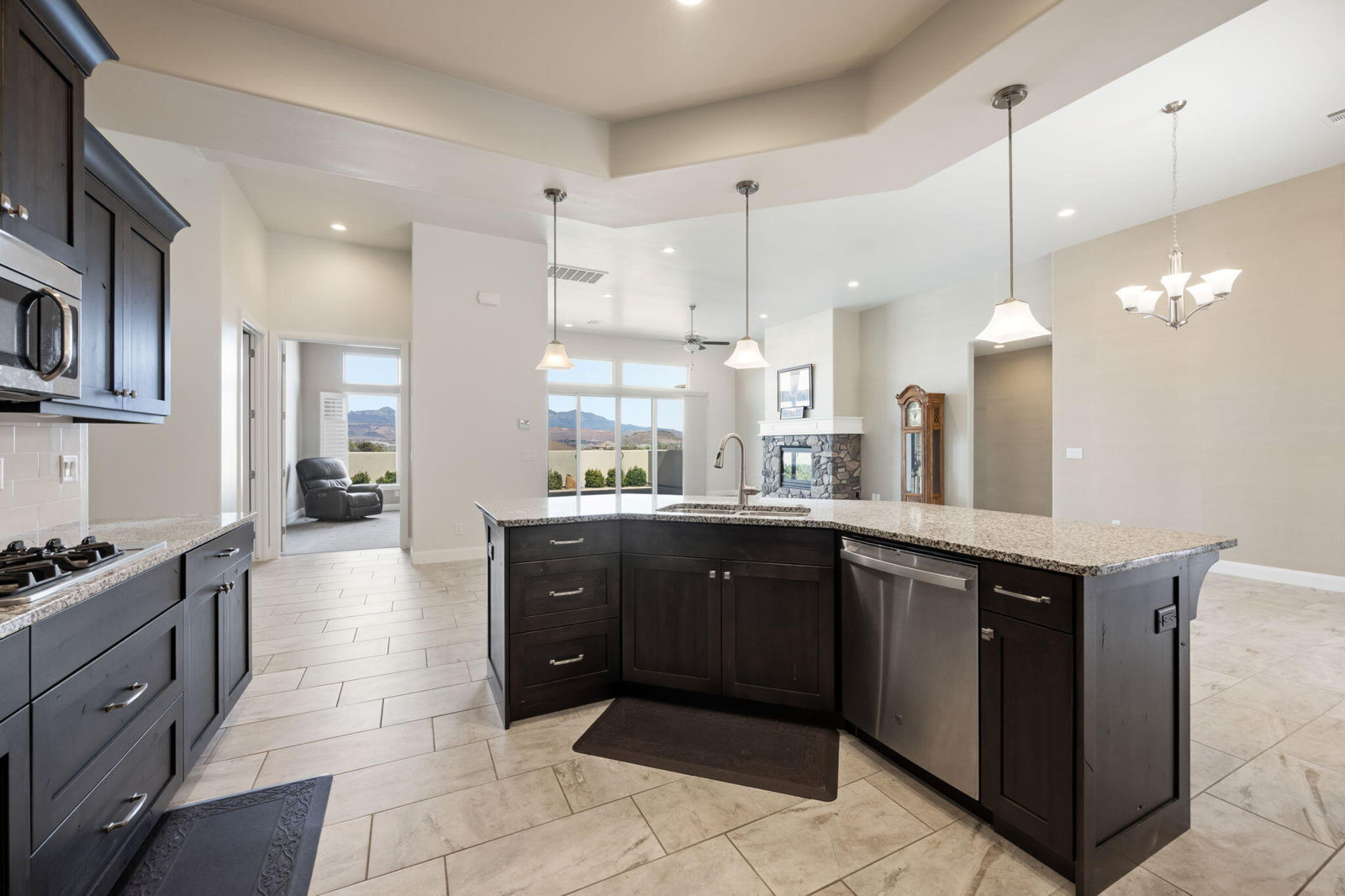 3114 SEEGMILLER DR, St George, photo 15 of 37