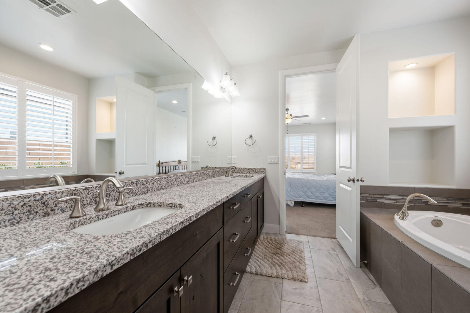 3114 SEEGMILLER DR, St George, photo 18 of 37
