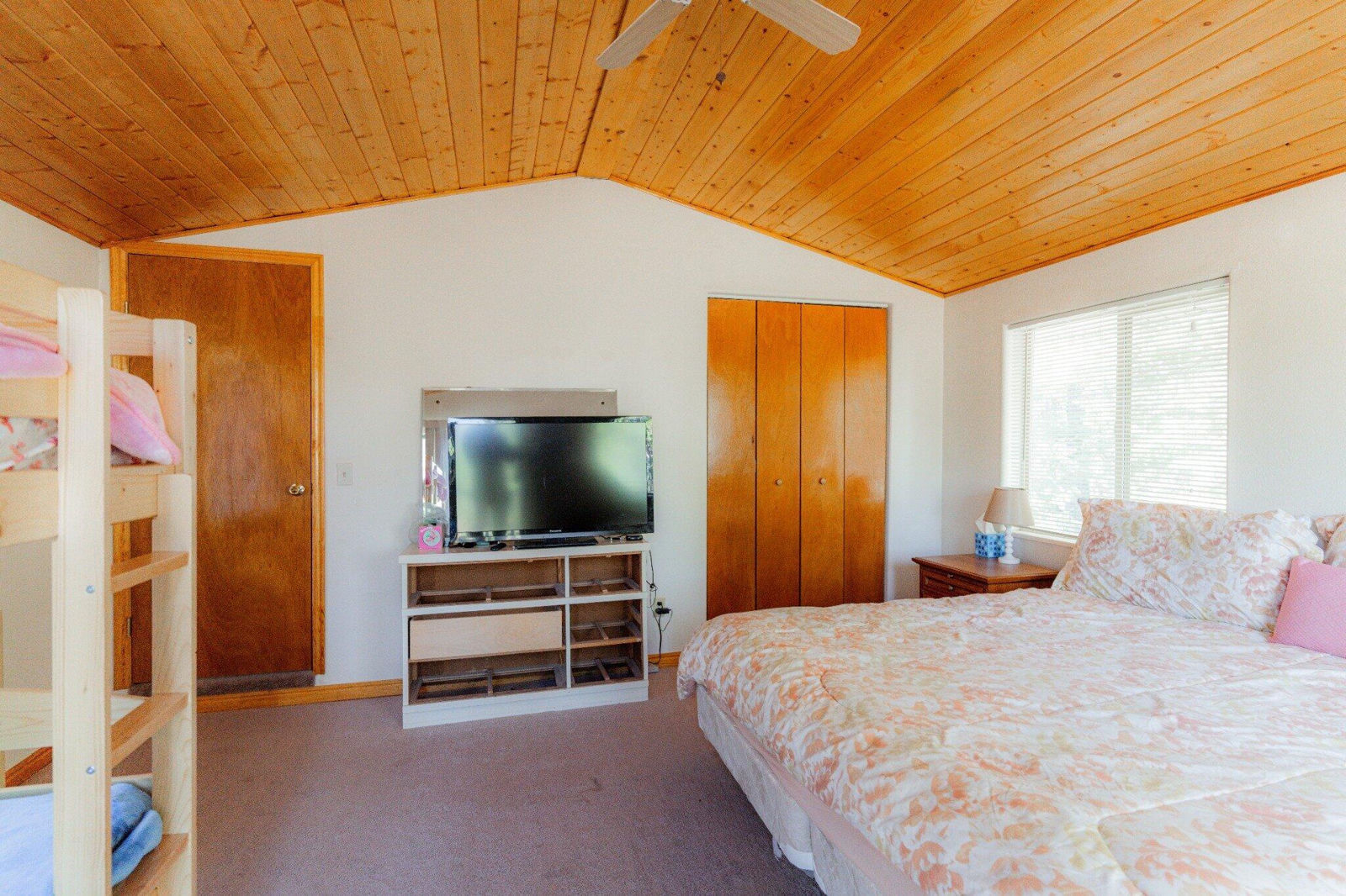 1270 W Strawberry Point RD, Duck Creek Village, photo 15 of 30