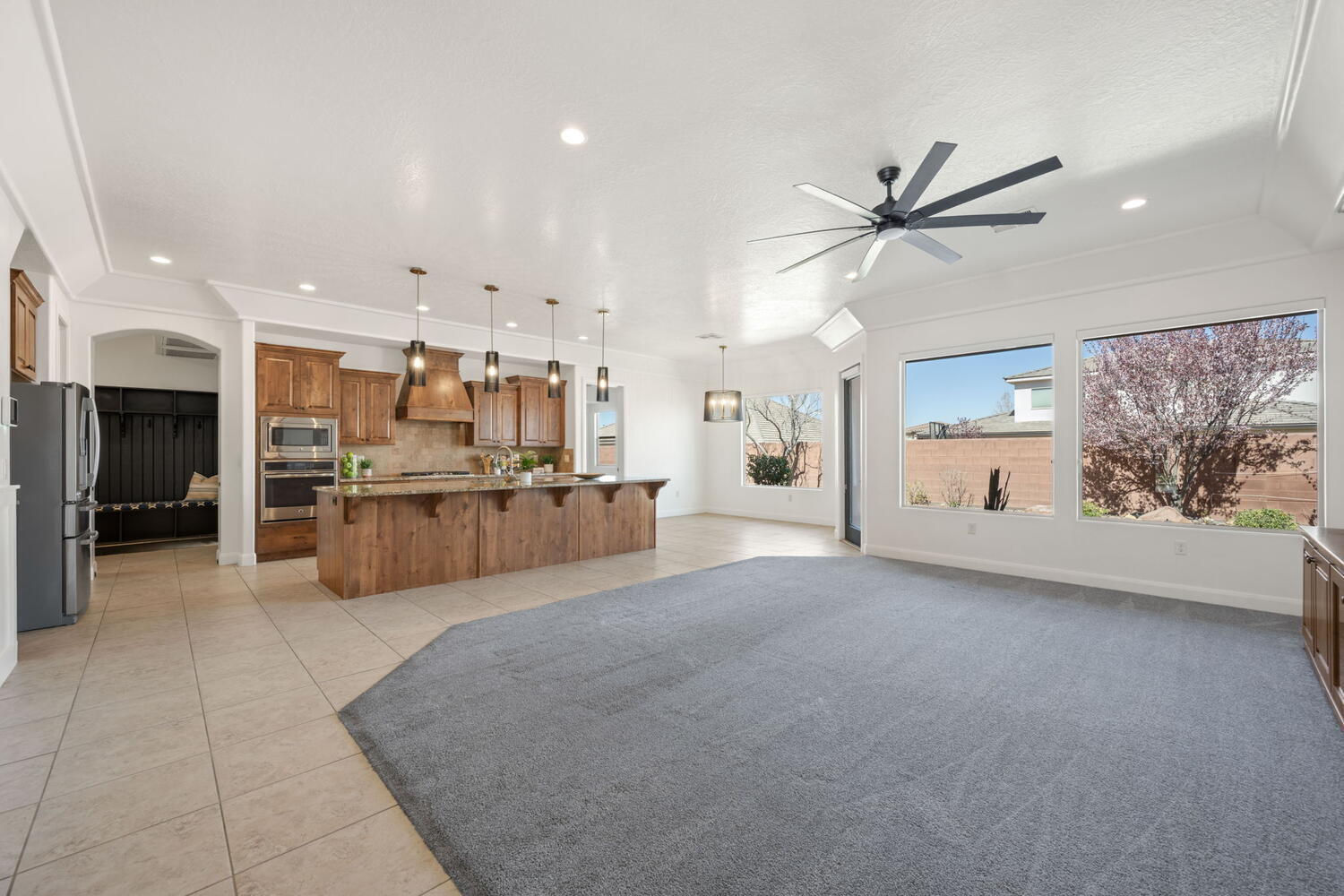 2735 E Auburn DR, St George, photo 6 of 48