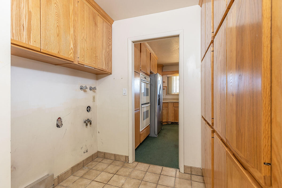 703 S 300 E, Cedar City, photo 14 of 39