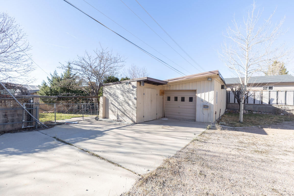 703 S 300 E, Cedar City, photo 29 of 39
